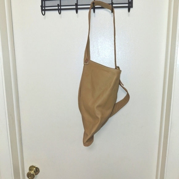 Leather Motorcycle Bag - Picture 5 of 8